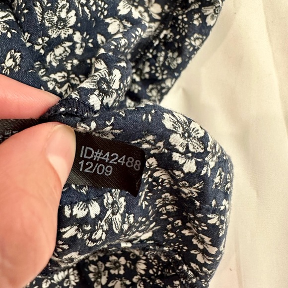 Express Womens Spaghetti Strap Ruffled Navy Blue White Floral Tank Top Size XS - Picture 8 of 10